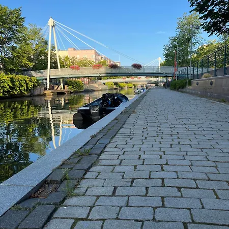 ꕥ Oceanfront Modern ꕥ Lägenhet *